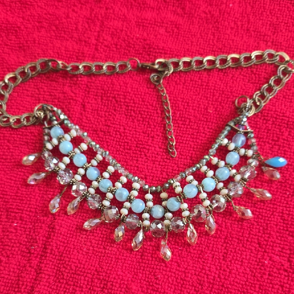 Vintage Beaded Choker Necklace. Multi Colored, Copper Tone Chain (BIN 008)